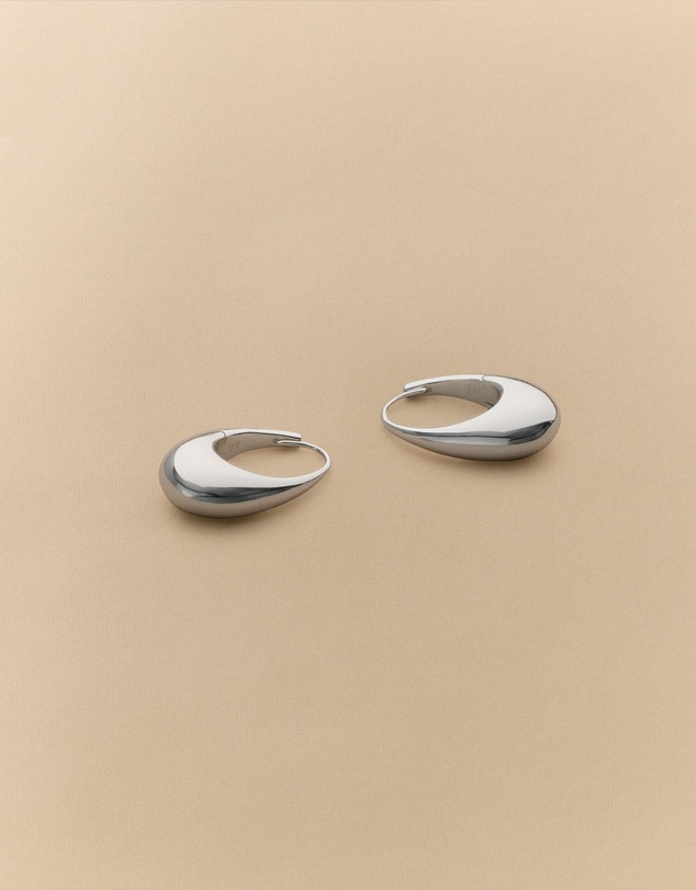 Trenery - Etty Teardrop Hoops in Silver