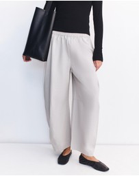 Assembly Label - Lola Barrel Pants