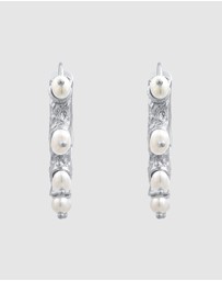 Haze & Glory - ICONIC EXCLUSIVE - Earrings Sun of Pearl Huggie 925 Sterling Silver