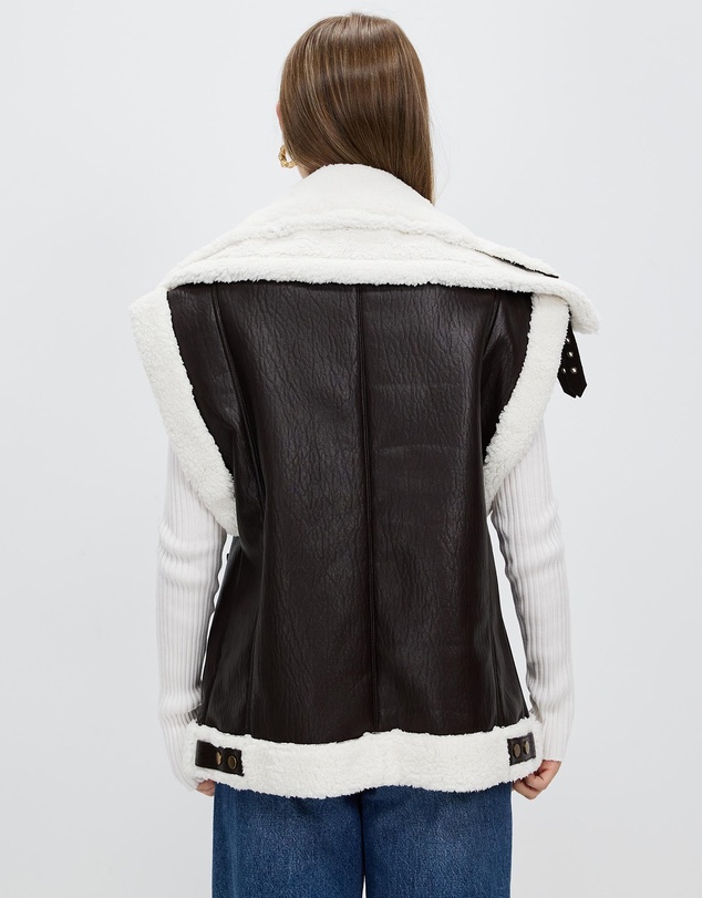 Unreal Fur - Master Control Vest