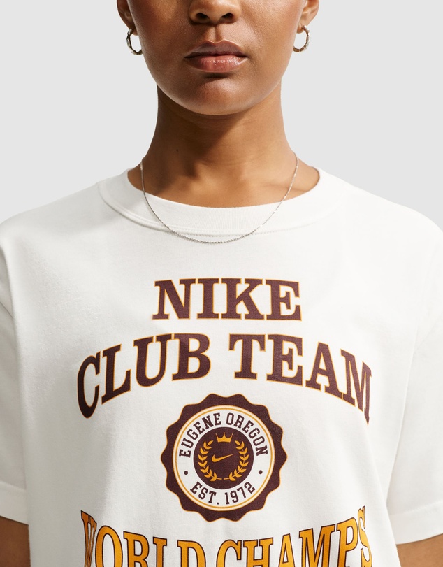 Nike - Nike Sportswear Classic Boyfriend T-Shirt