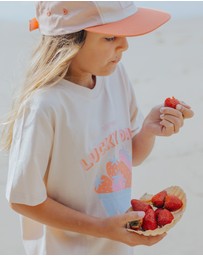 Crywolf - SCRATCH 'N SMELL T-SHIRT Strawberries