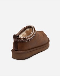 Ozwear Connection Uggs - Ugg Sydney Oiled Leather Slipper (Water Resistant)