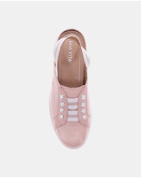 Mia Vita - Bugsy Slip-On - Blush