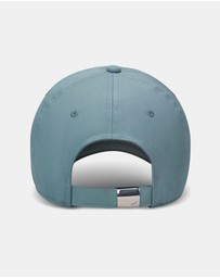 Nike - Dri-FIT Club Unstructured Metal Swoosh Cap