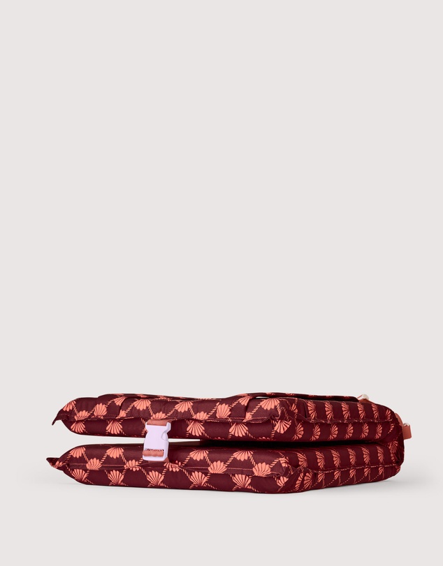 The Somewhere Co - Keepsakes Beach Recliner