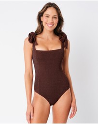 UNE PIECE - Crinkle Cut Square Neck One Piece Swimsuit