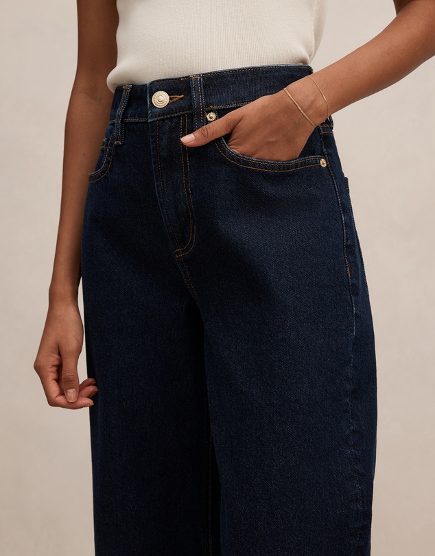 Forever New Petite - Nicki Petite Mid Rise Straight Leg Jeans