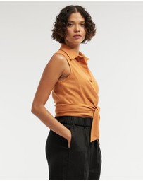 Amelius - Naomi Wrap Crop Shirt