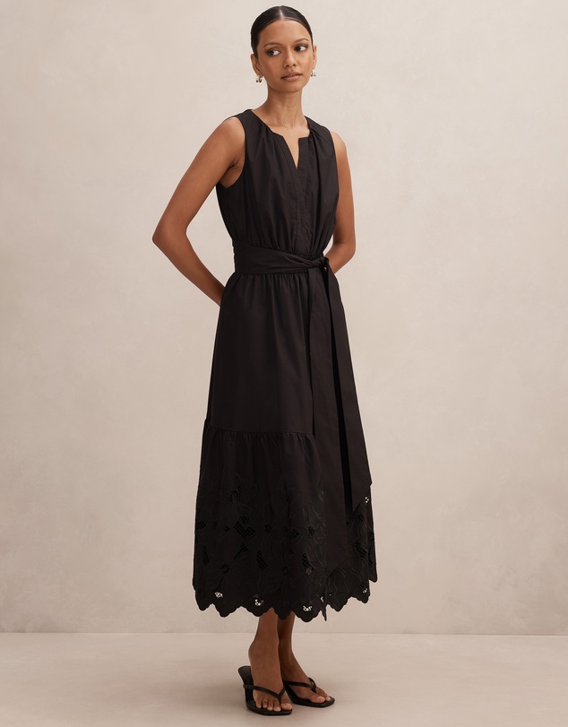 Forever New Petite - Dahlia Petite Embroidered Midi Dress