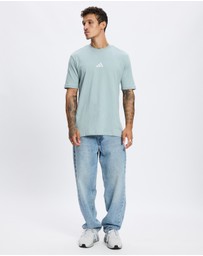 adidas Sportswear - Essentials Small Logo Single Jersey Tee