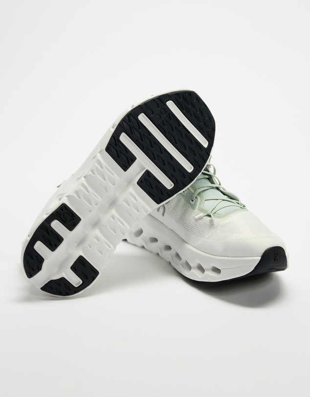 On - Cloudtilt - Women's