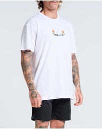 Vacancy Co - Flower Power Tee