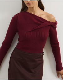 Atmos&Here - Alora Long Sleeve Knit Top With Twist Detail