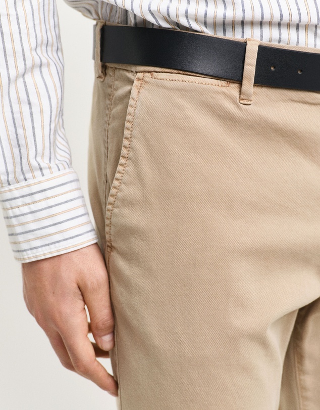 Gant - Slim Fit Dobby Structured Chinos