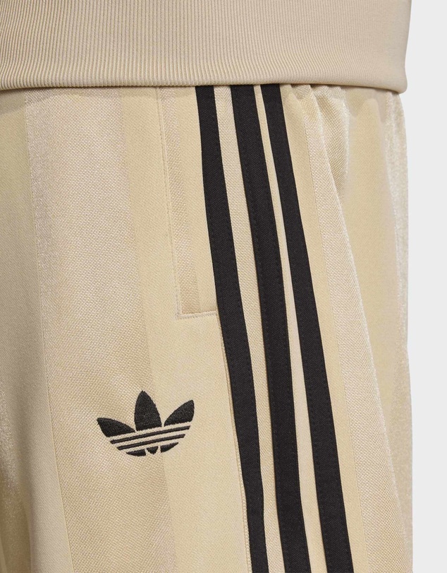 adidas Originals - 3-STRIPES LOOSE ENGINEERED SHORTS Mens