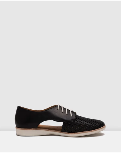Rollie - Sidecut Punch Shoe