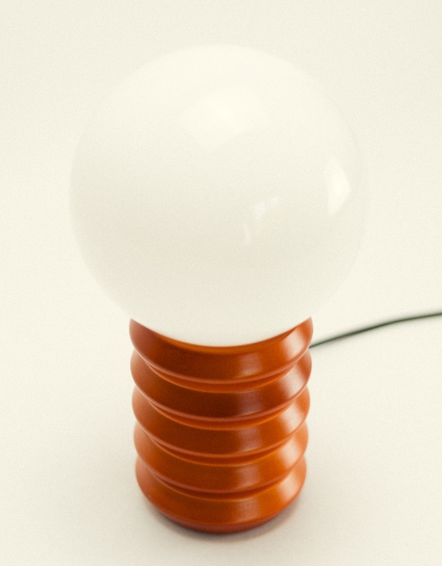 Dennis Did It - Ribbon Lamp Blood Orange