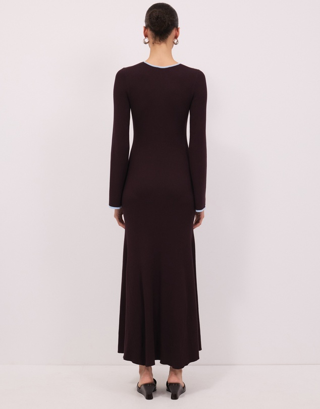Calli - Lari Crew Neck Knit Maxi Dress