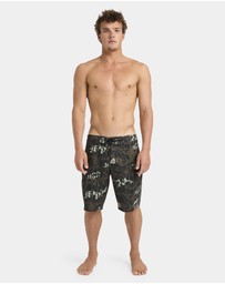 Billabong - Mens Piped Pro Performance 20