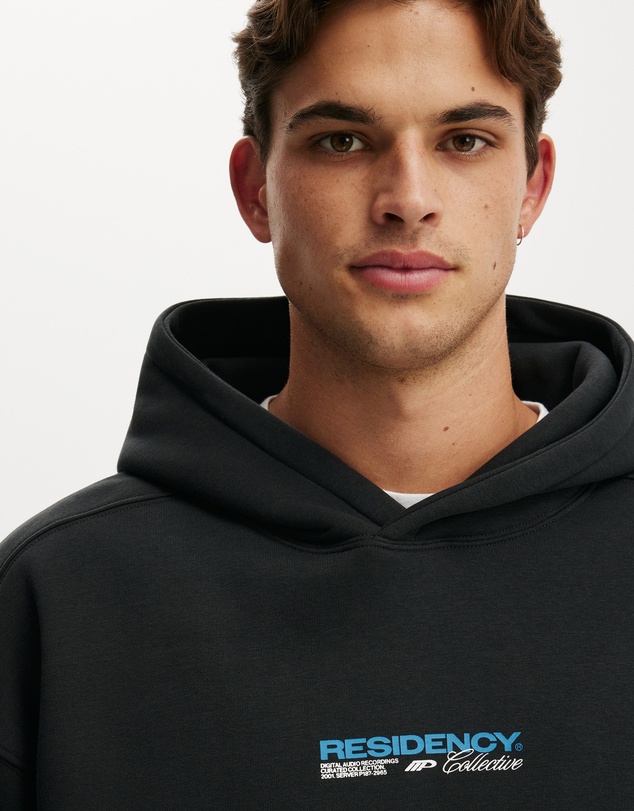 Cotton On - Box Fit Graphic Hoodie