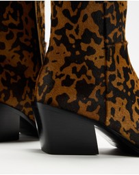 & Other Stories - Sleek Leather Cowboy Boots