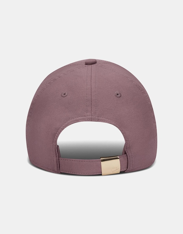 Nike - Nike Dri-FIT Club Structured Metal Logo Cap