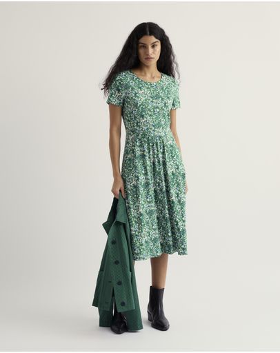 Woodland Floral Dark Stem