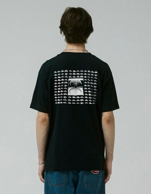 Former - Labyrinth T-shirt // Black
