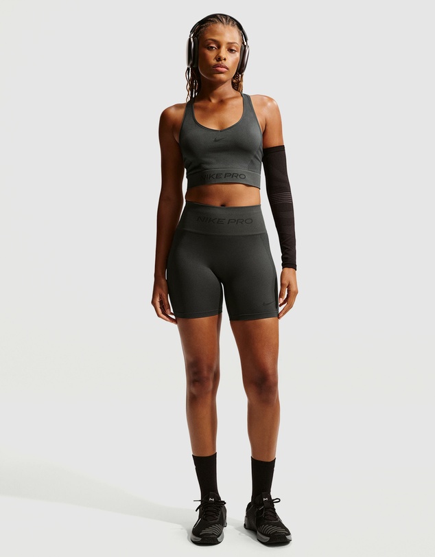 Nike - Nike Pro Seamless Dri-FIT Cropped Tank Top