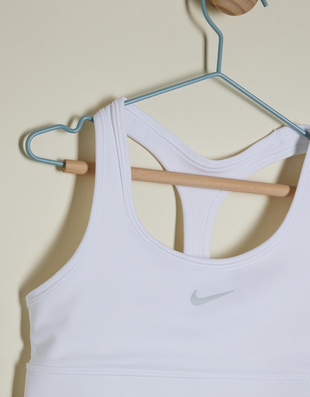 Nike - Dri-FIT Swoosh Sports Bra - Teens