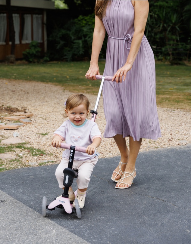 Micro Scooters - Micro Mini2Grow Deluxe All-In-One Scooter LED