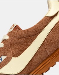 Autry - Windspin Low Wom Sneakers - Women's