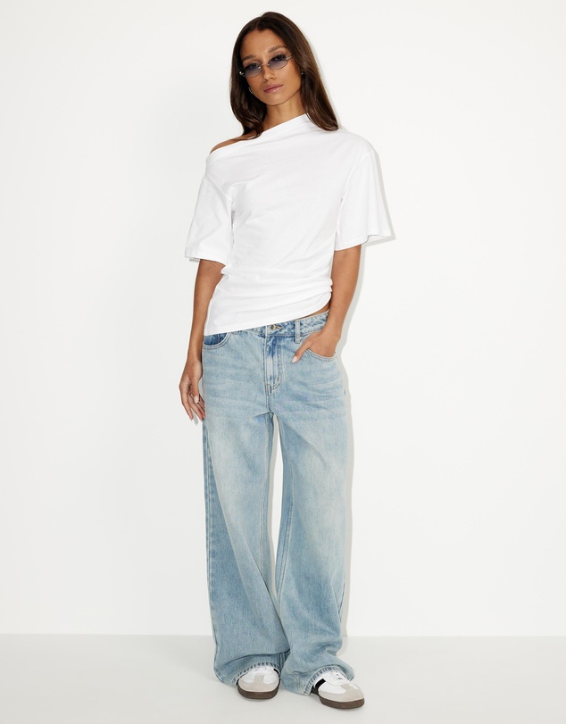 Dazie - Hazel Ruched Jersey Short Sleeve Top
