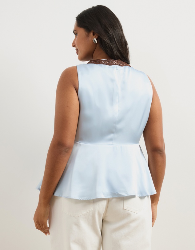 Atmos&Here Curvy - Sylvie Satin Lace Trim Top