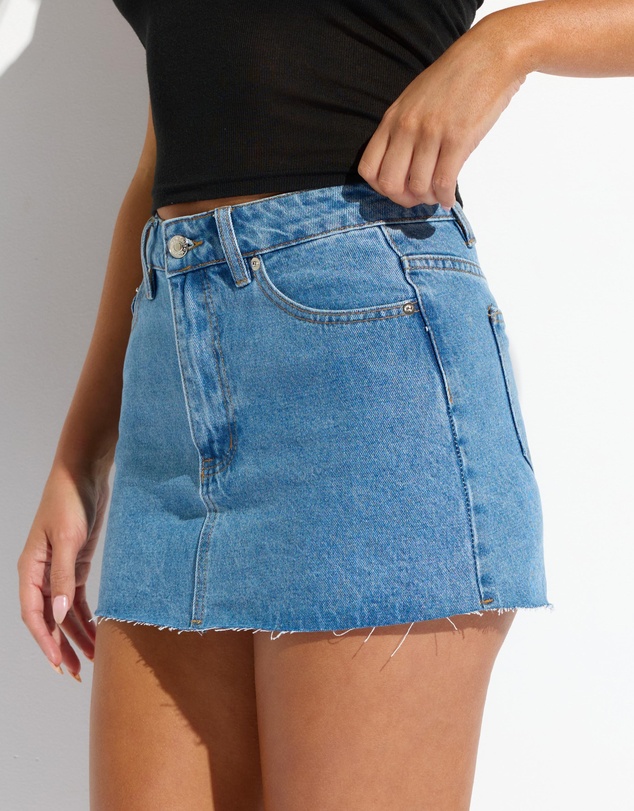 Dazie - Camden Frayed Denim Mini Skirt