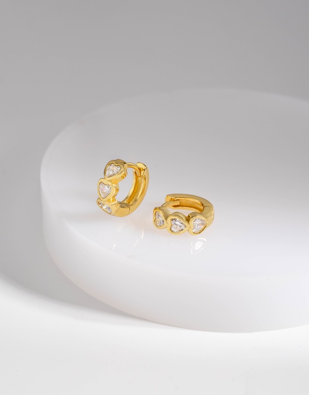 Wanderlust + Co - Heart Bezel Gold 8mm Huggie Earrings