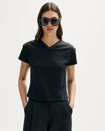 Minima Esenciales - Sabine High V Neck T-Shirt