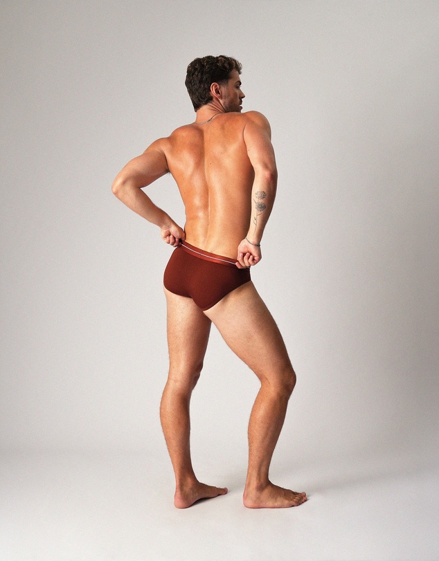 TEAMM8 - Icon Brief