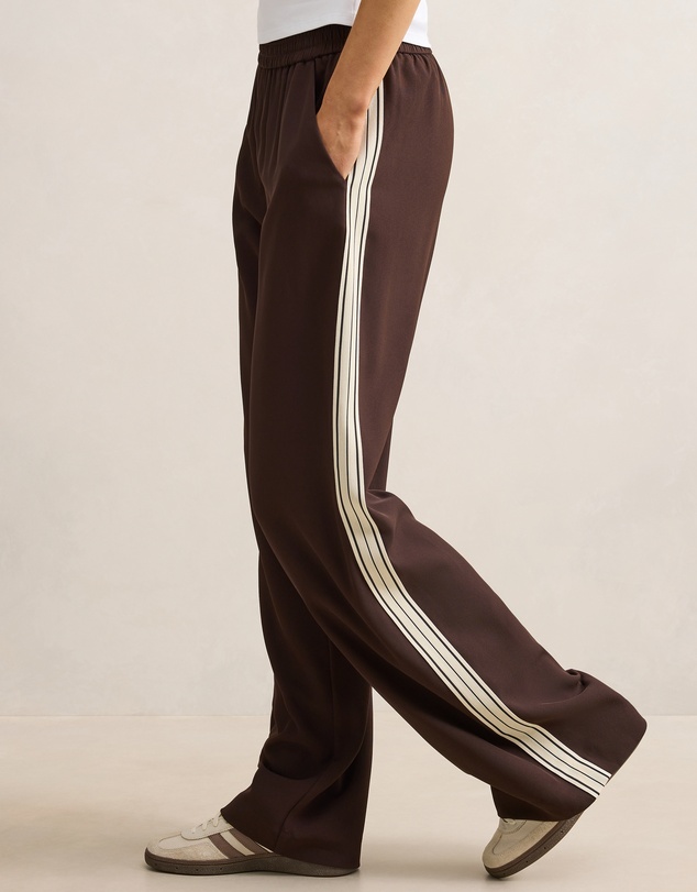 Forever New - Aleyna Side Striped Wide Leg Pants