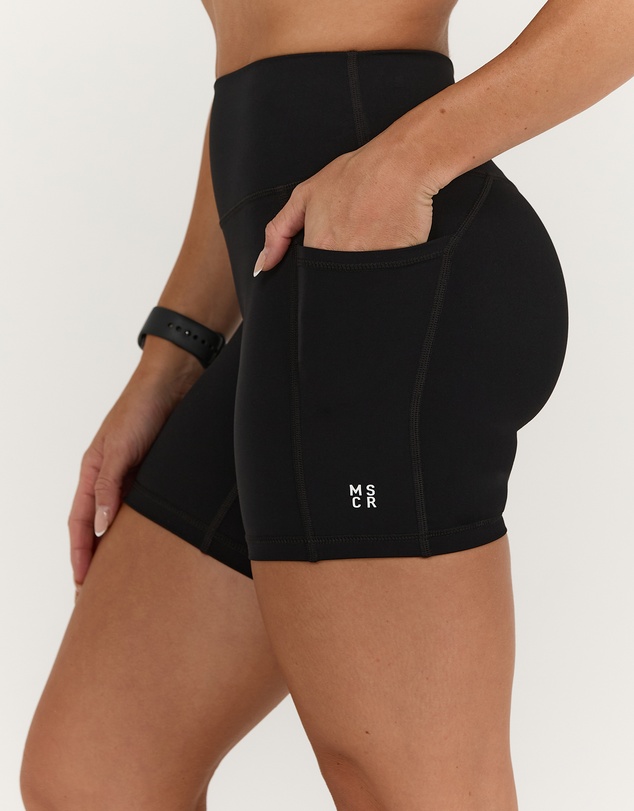 Muscle Republic - Sculpt Bonded Waist Pocket Biker Shorts