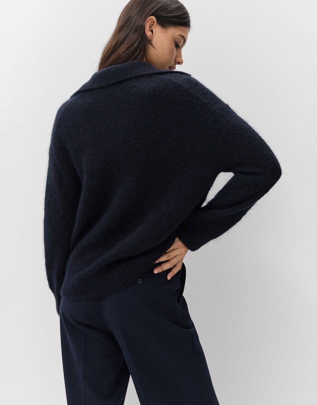 UNISON - Lofty Collared Knit