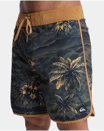 Quiksilver - Mens Surfsilk Scallop 18