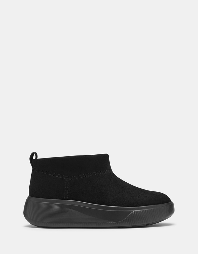 Clarks - Solevana Rise Black