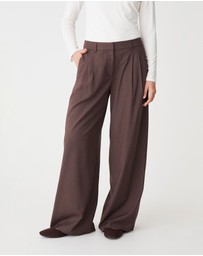 Forcast - Arden Mid Rise Pleated Pants