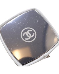 Pre-Loved by Azura Reborn - Pre-Loved chanel Compact Mirror Bag with Chain Shoulder Strap Stylish Accessory