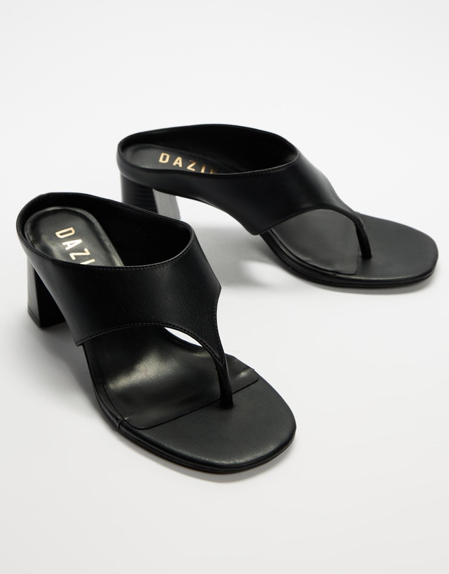 Dazie - Elodie Block Heel Thong Sandals