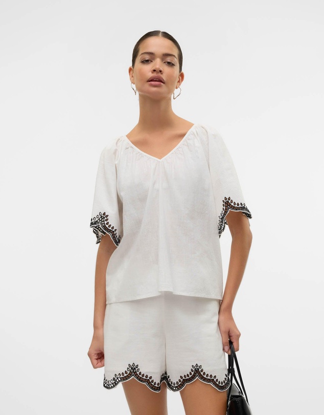 Vero Moda - Diana Embroidered Top