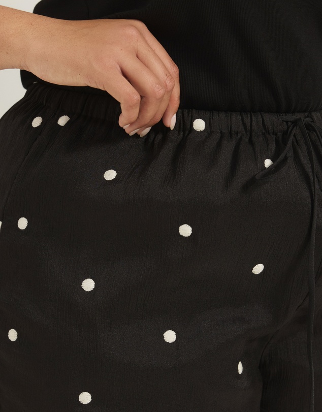 Atmos&Here Curvy - Hailey Relaxed Polkadot Shorts