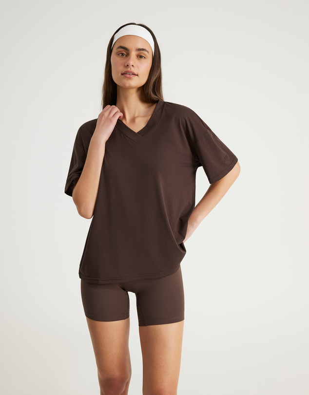 Upstate - Air Flex V-Neck T-Shirt - Espresso
